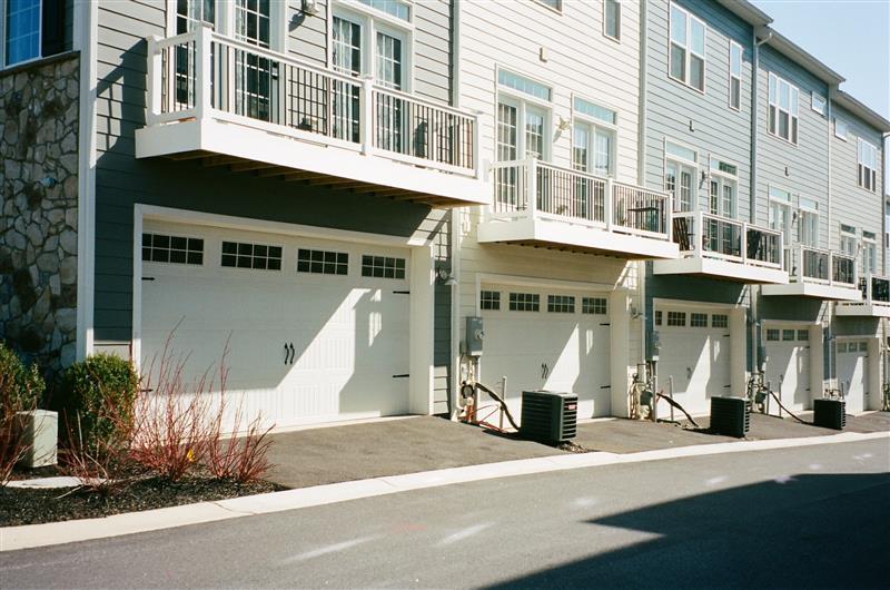 Buying or Selling a Townhouse in Calgary: Everything You Need to Know